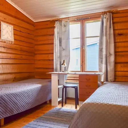 Petaejaeinen By Interhome Holiday home Sipsio